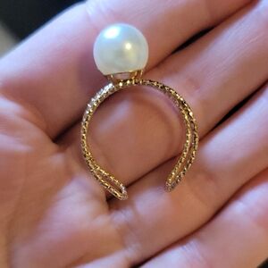 Cute Costume Ring Feat. Faux Pearl